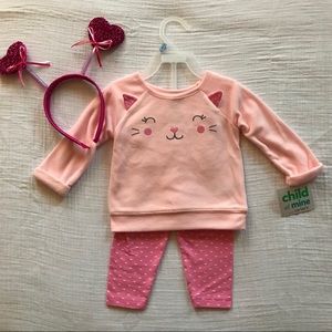 NWT - Carter’s 2 Piece Outfit 😻